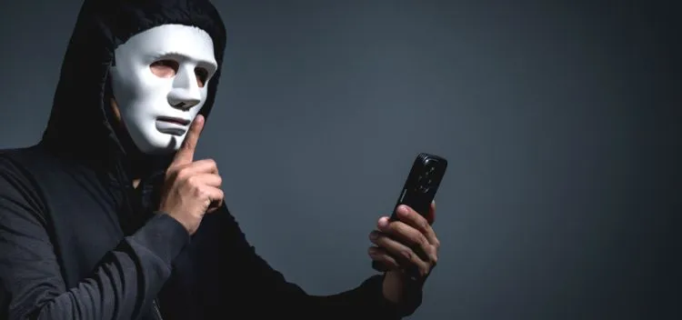 Fighting Fake Calls: Online Complaints