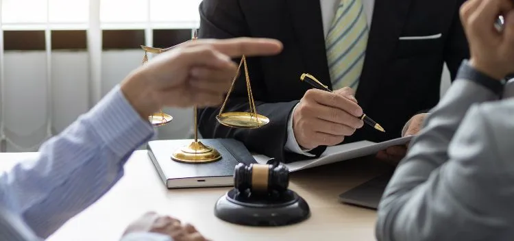 Cheque Bounce Lawyers